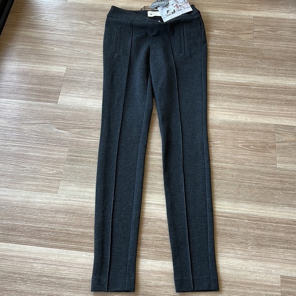 Tyler Madison made in Canada 🇨🇦 size XS gray leggings - Picture 6 of 16